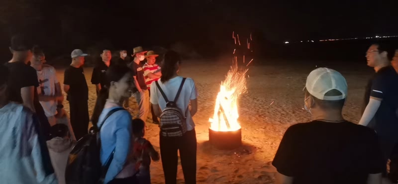 3d79774e5c58a5f497609b0abaec1b44.jpg 篝火晚會.jpg